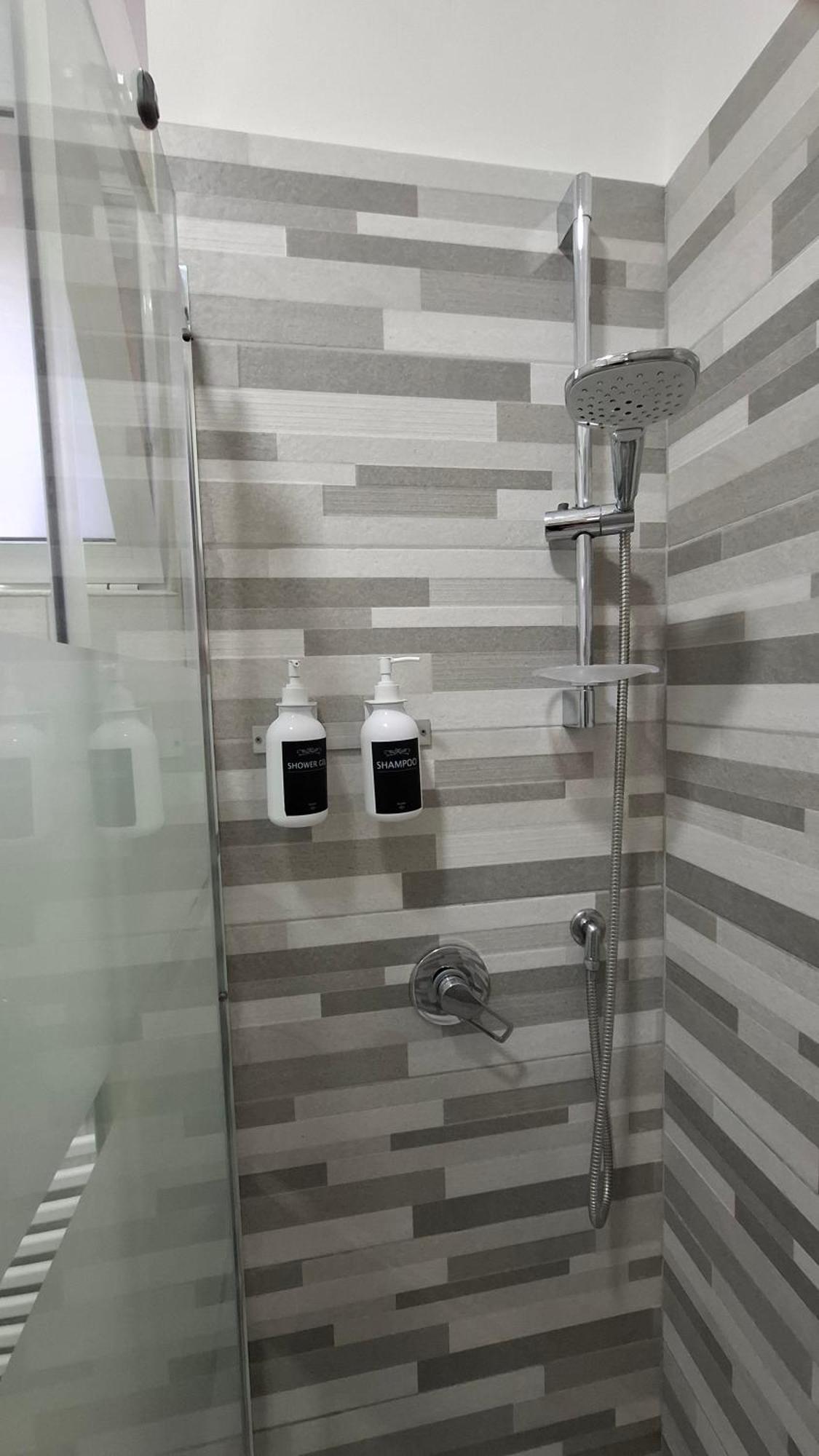 Famacri Home روما المظهر الخارجي الصورة